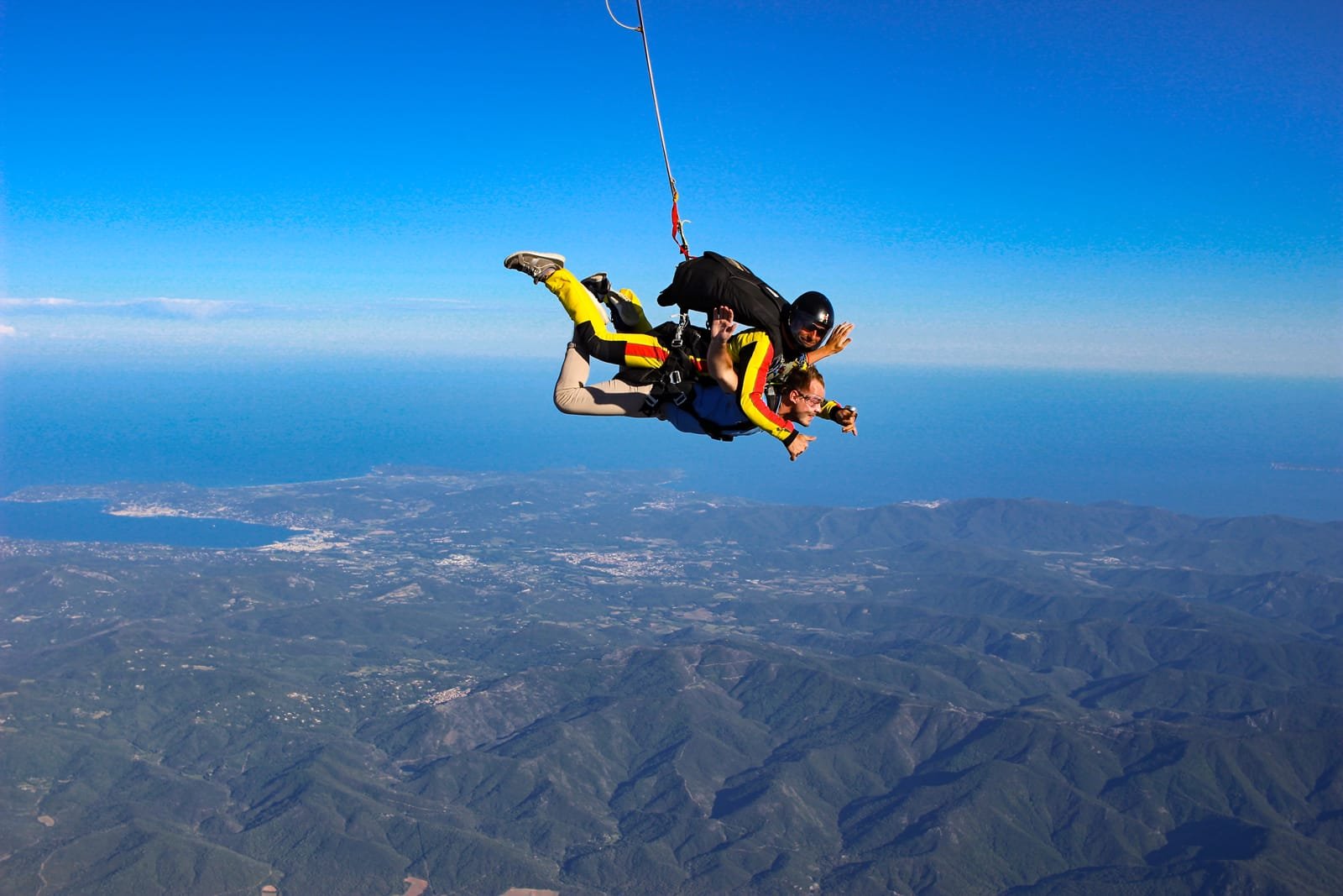 Zone de saut de Le Luc, parachutistes prêts à embarquer
